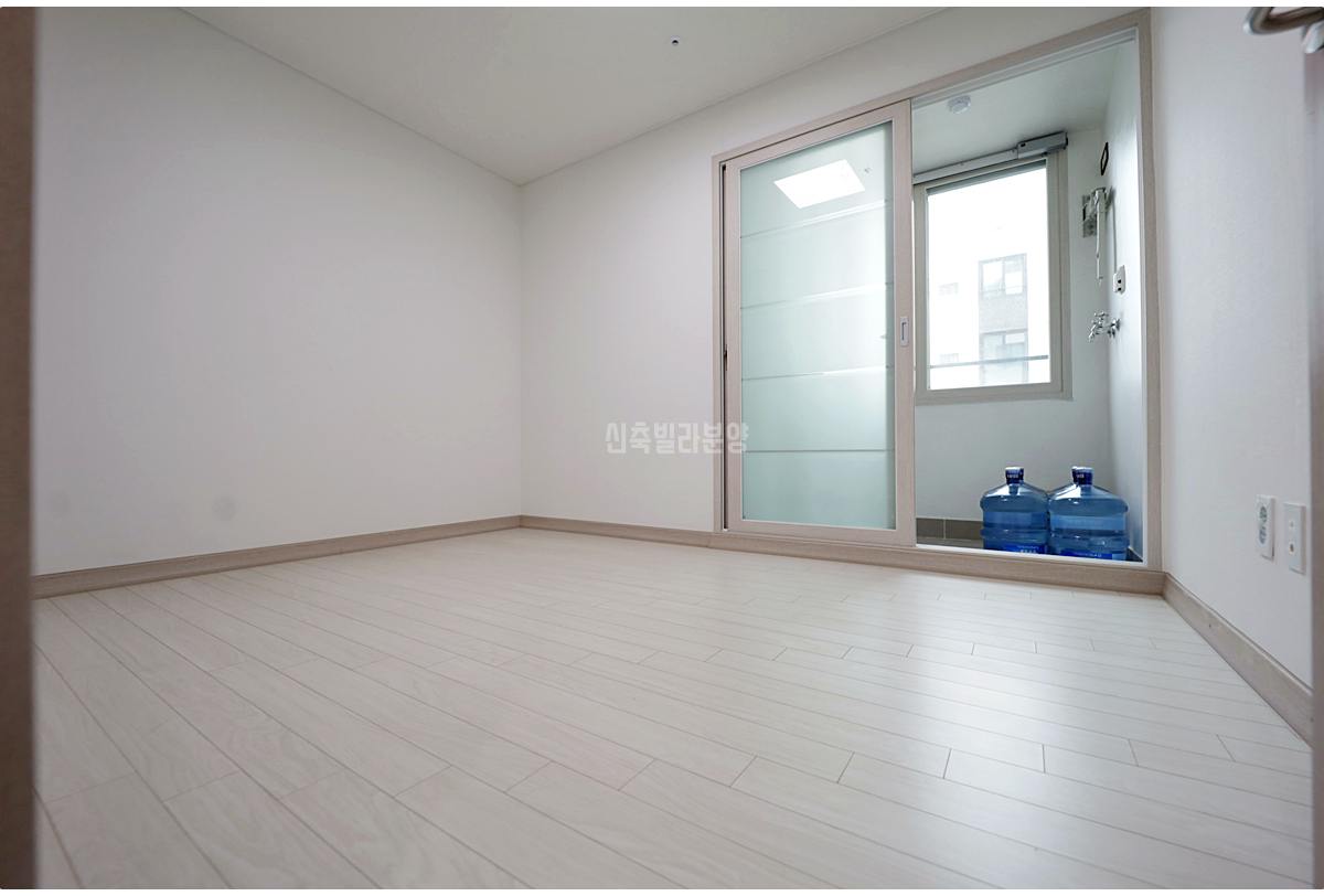 20250904 221233 3570 1