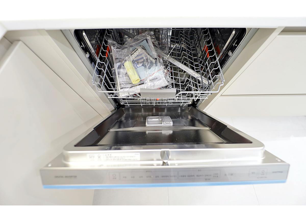 20250904 222102 4861 1