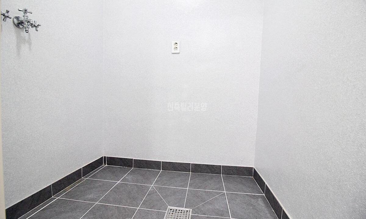 20250904-222807-5938