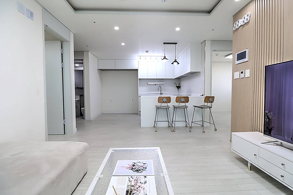 안양신축빌라 매매 안양동 명학역 도보 7분 3룸 분양 15 3242343 9 43