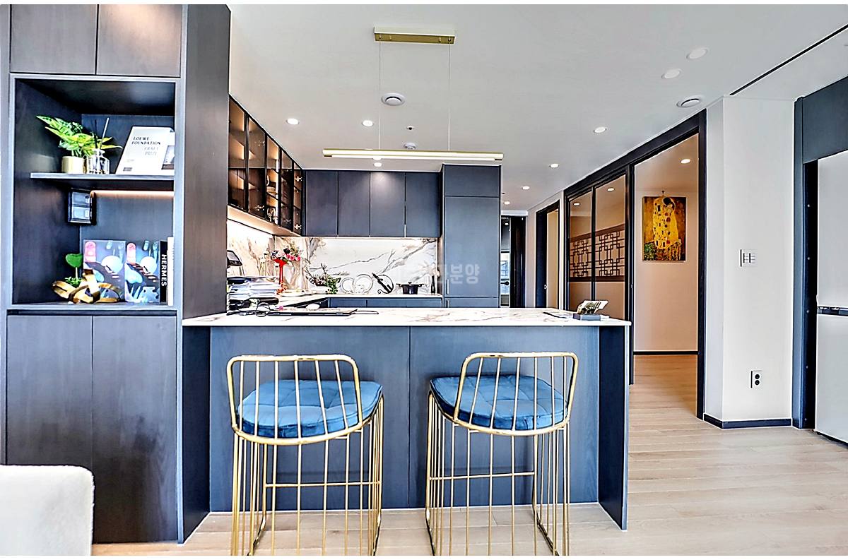 20260215 010157 5049 10 156