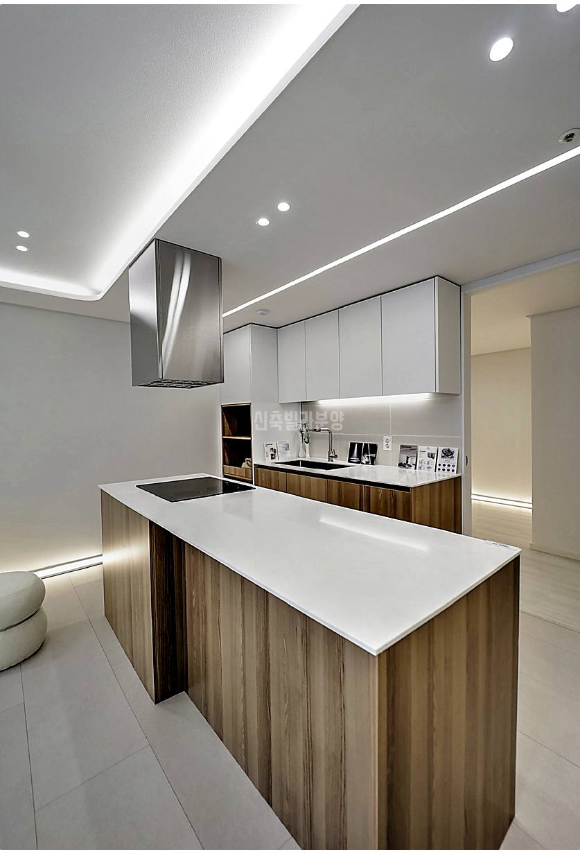 20260215 010157 5049 10 182