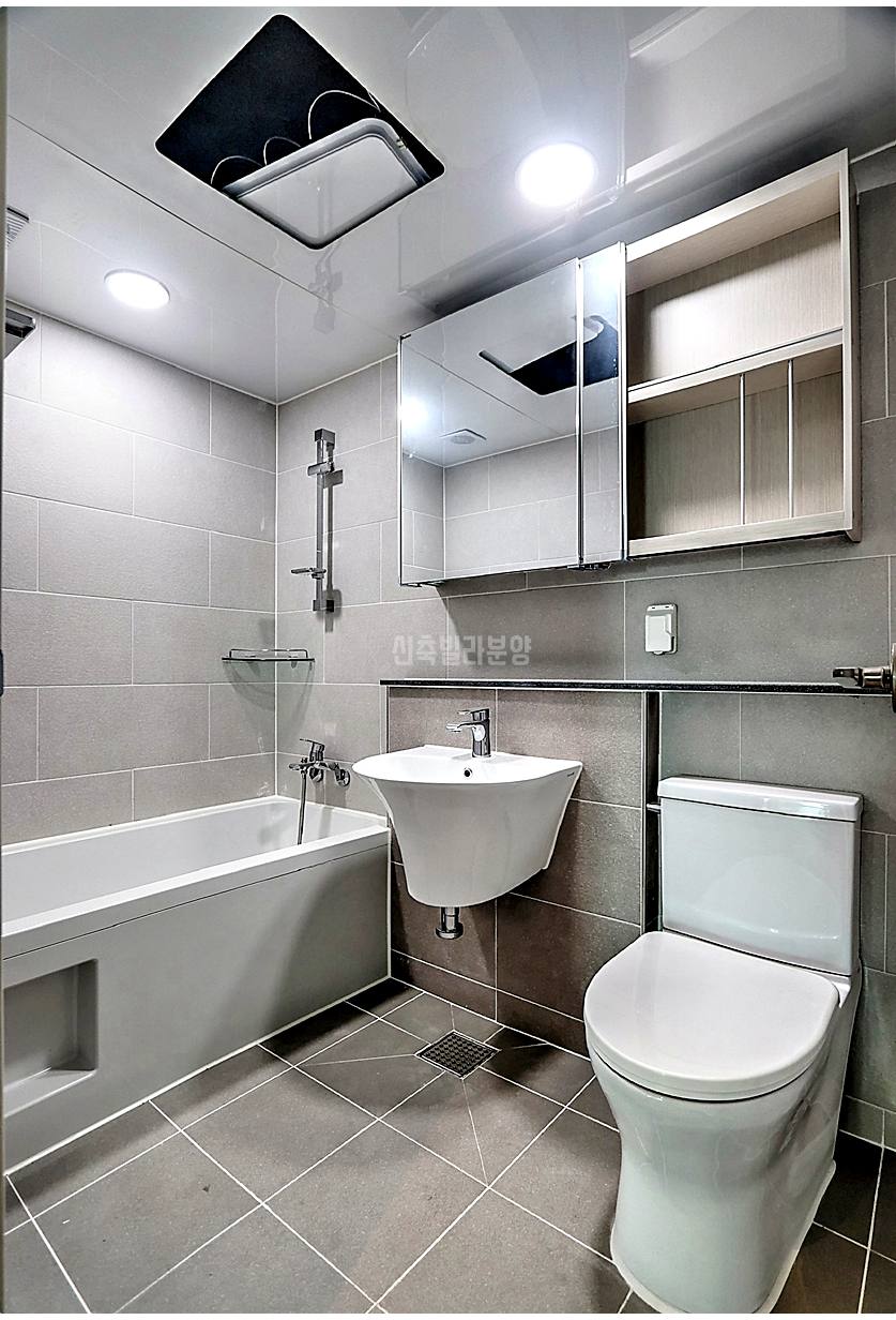 20260215 010157 5049 11 126