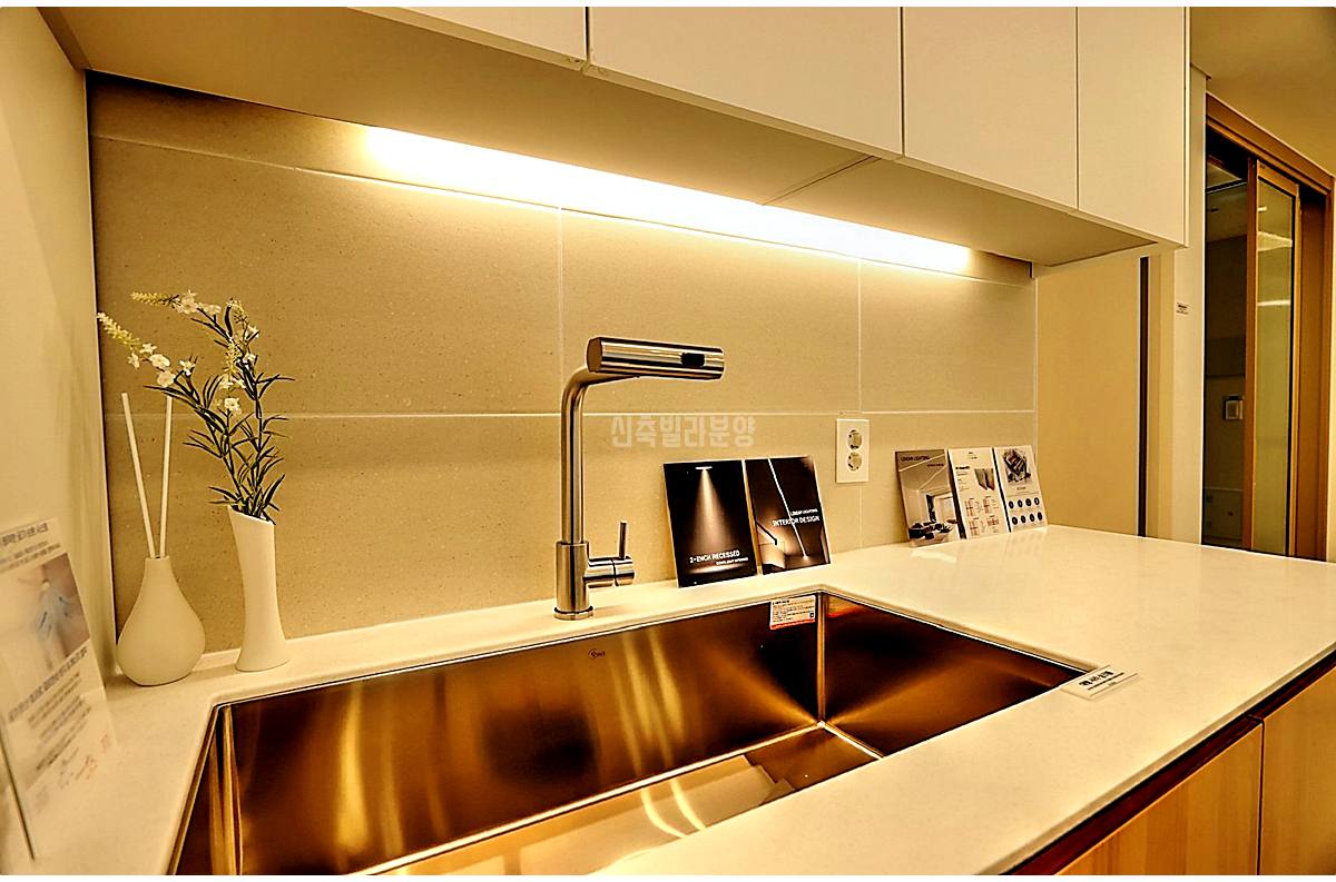 20260215 010157 5049 11 129