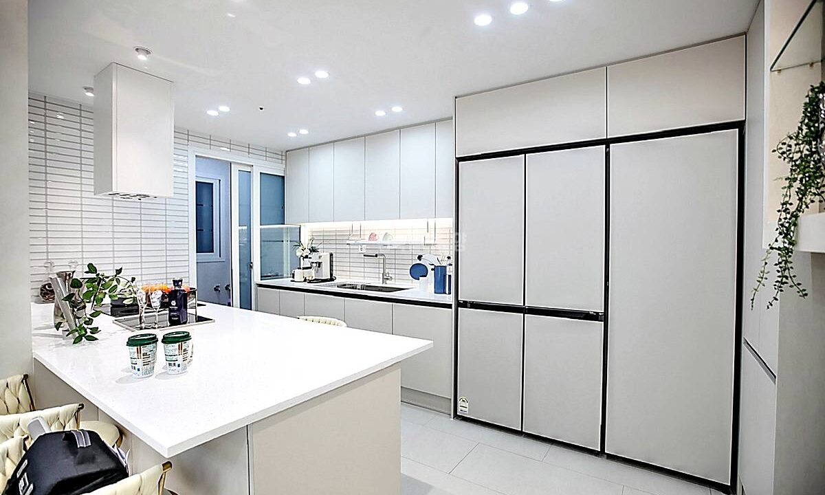 20260215 010157 5049 11 177