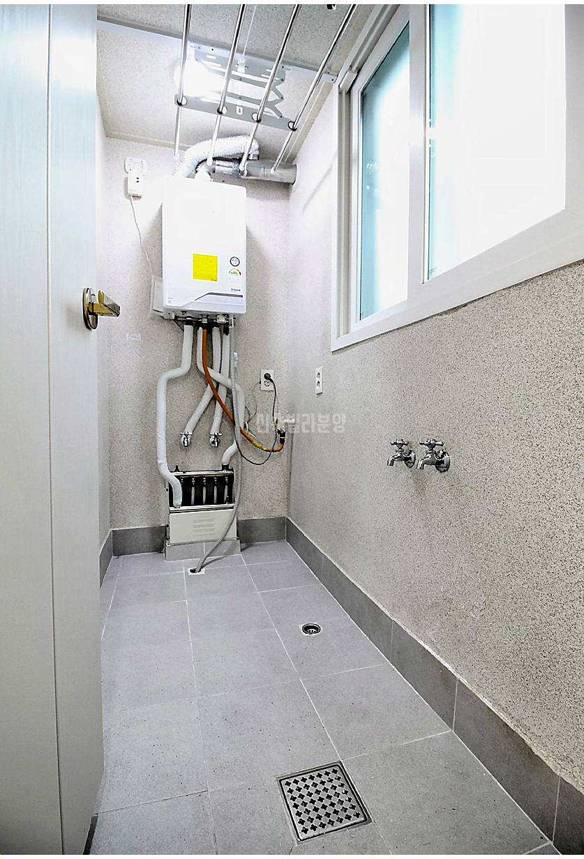 20260215 010157 5049 11 6