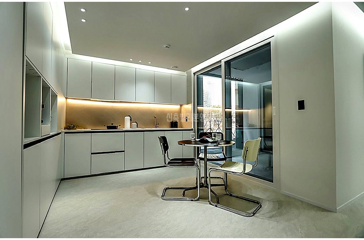 20260215 010157 5049 11 85