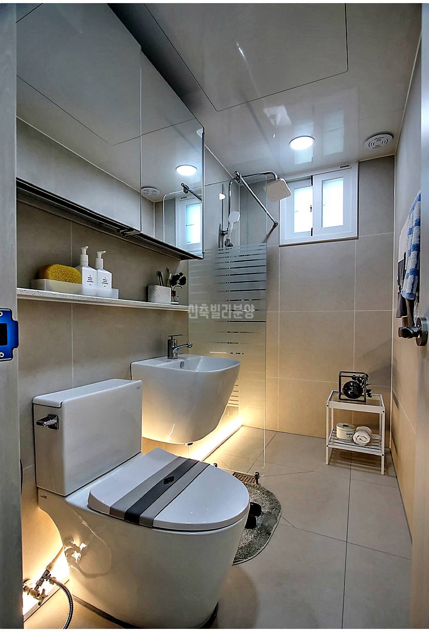 20260215 010157 5049 12 173