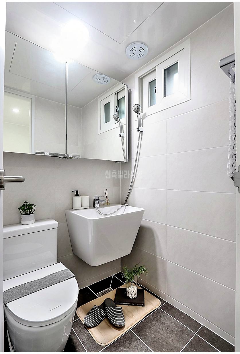 20260215 010157 5049 12 53