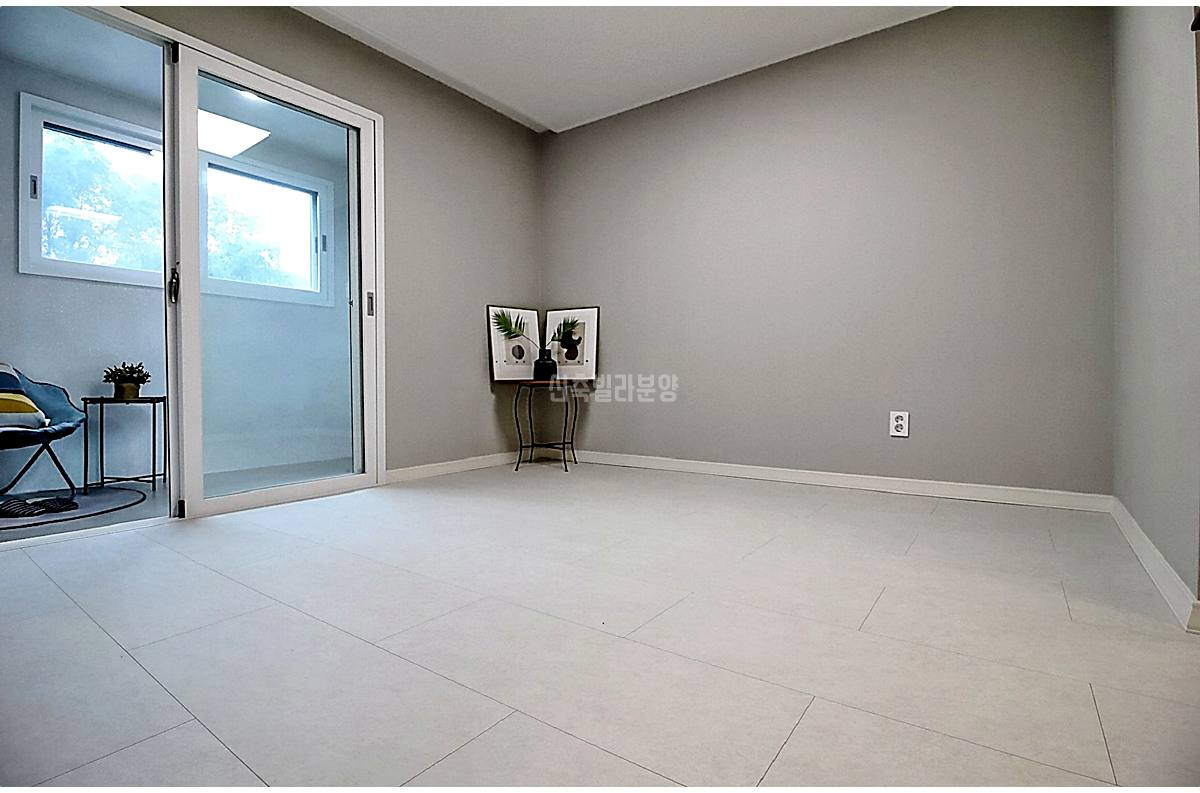 20260215 010157 5049 12 8