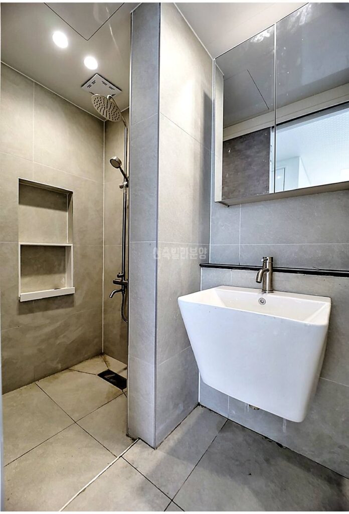 20260215 010157 5049 13 183