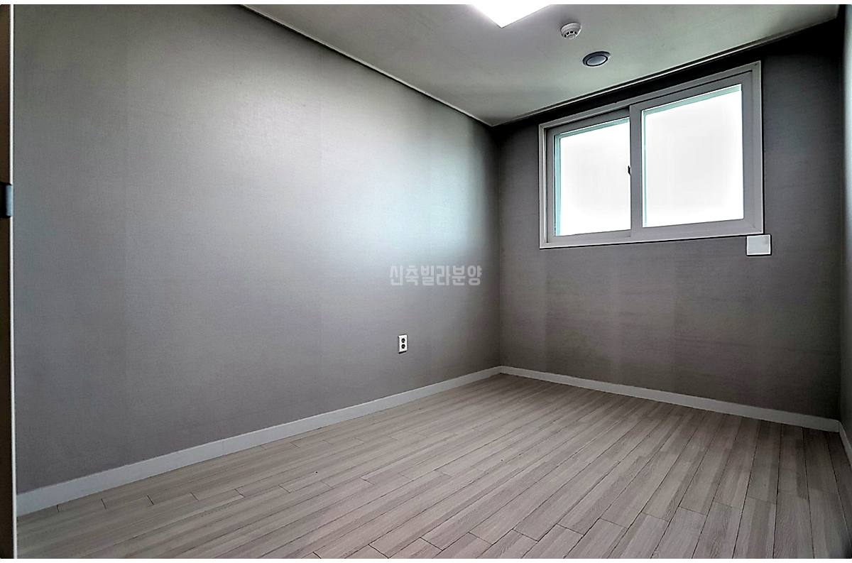 20260215 010157 5049 14 126