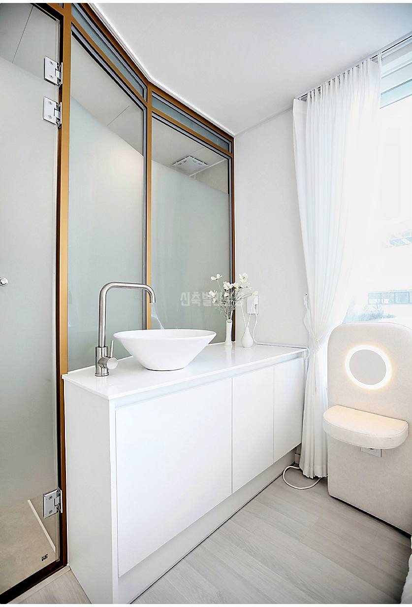 20260215 010157 5049 14 180