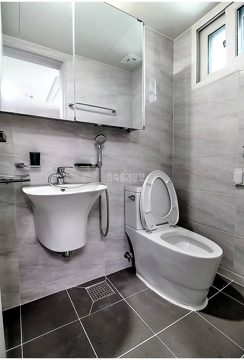 20260215 010157 5049 14 2