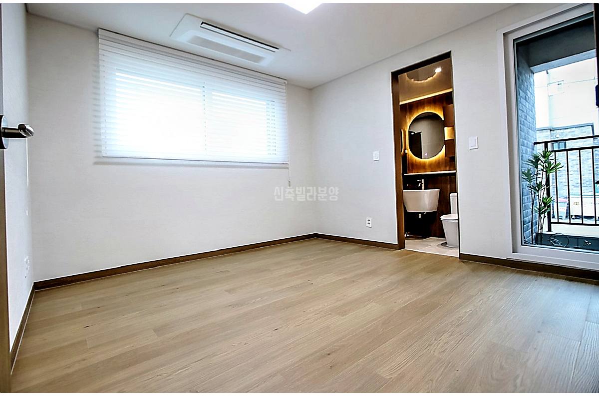 20260215 010157 5049 15 168