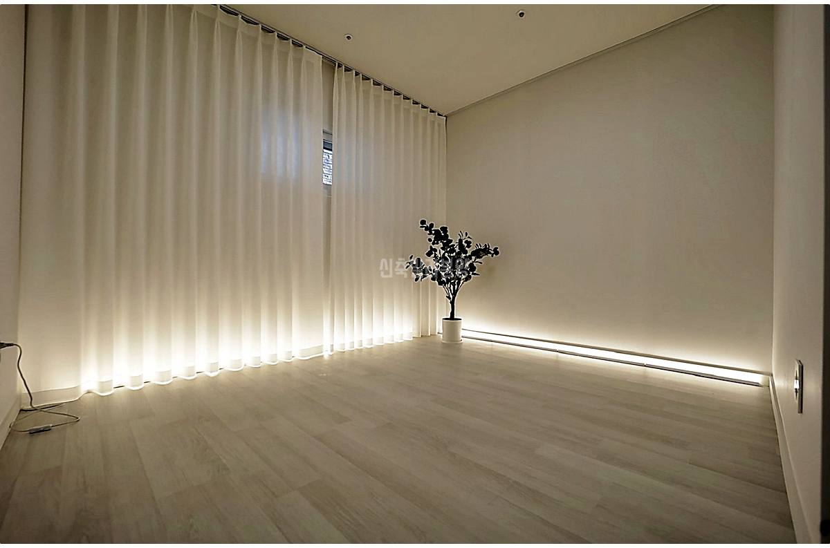 20260215 010157 5049 15 180