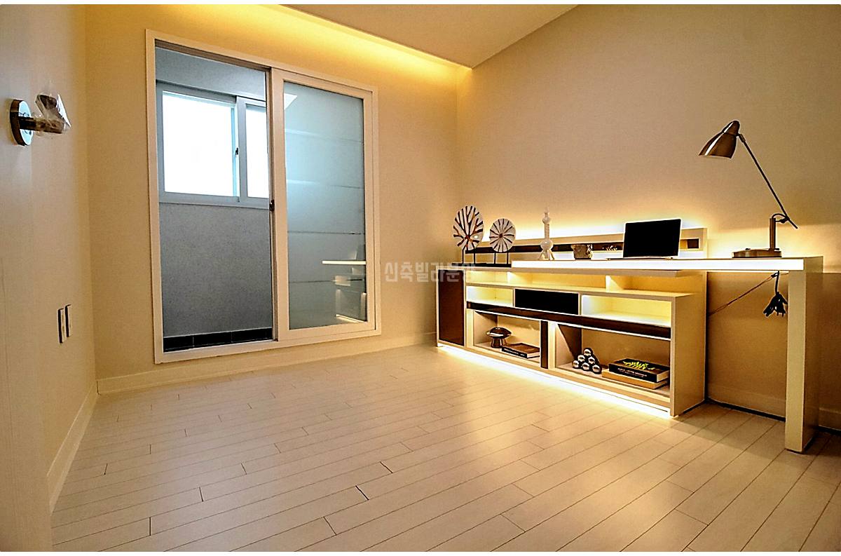 20260215 010157 5049 16 13