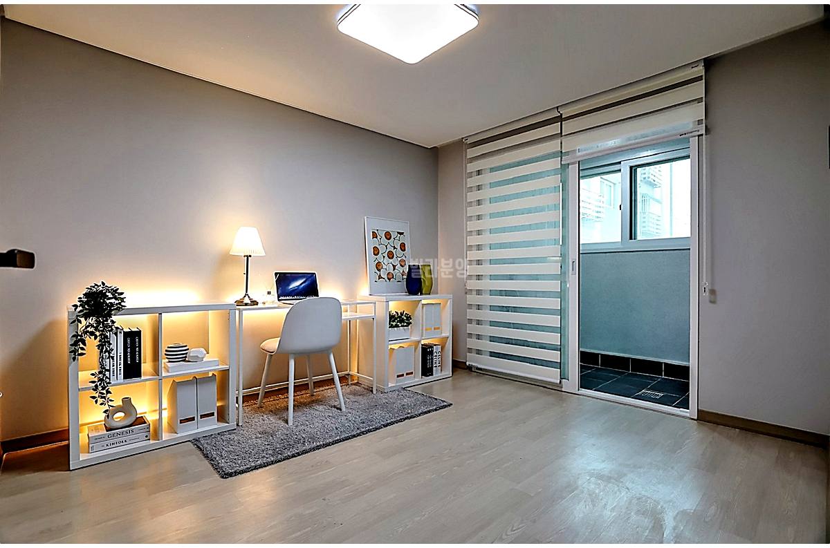 20260215 010157 5049 16 136