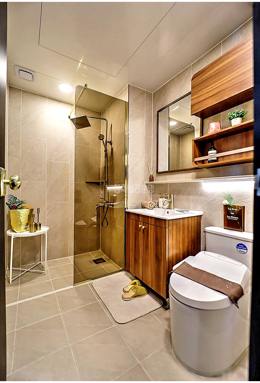 20260215 010157 5049 16 151