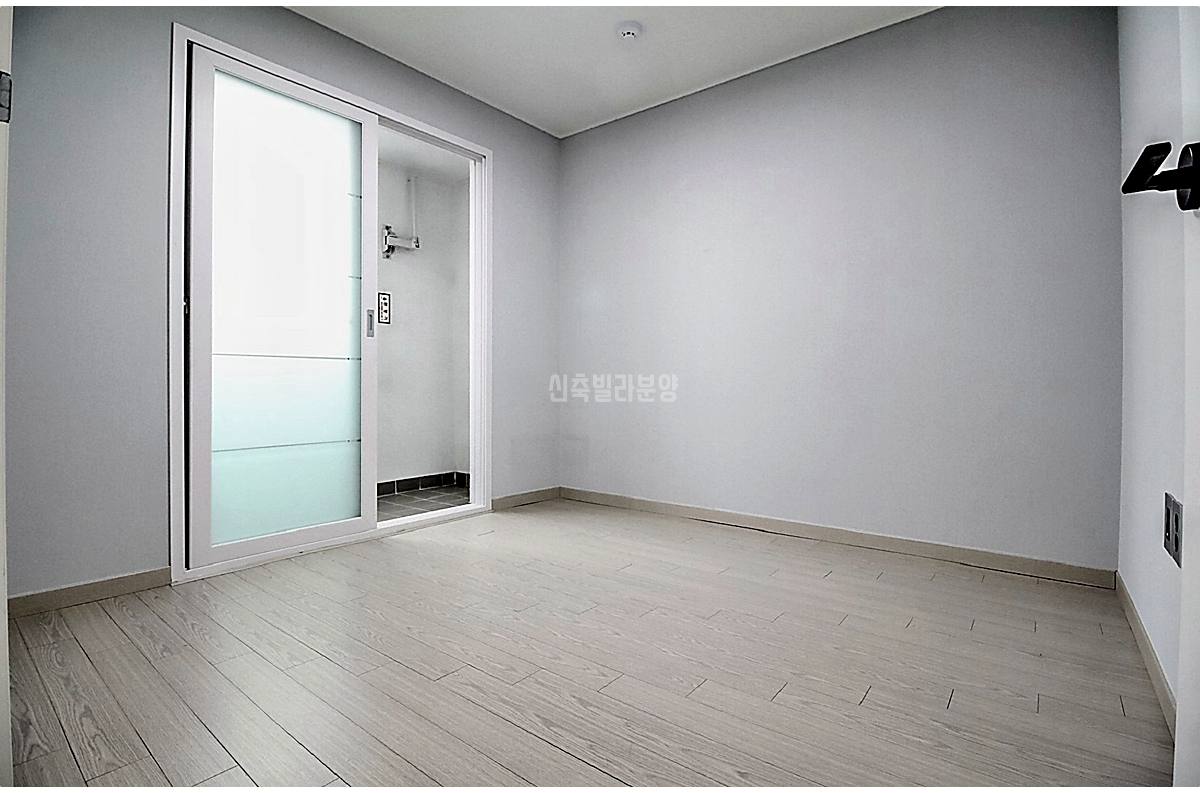 20260215 010157 5049 16 27