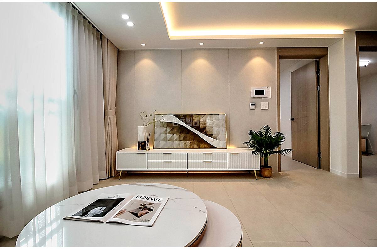 20260215 010157 5049 16 9