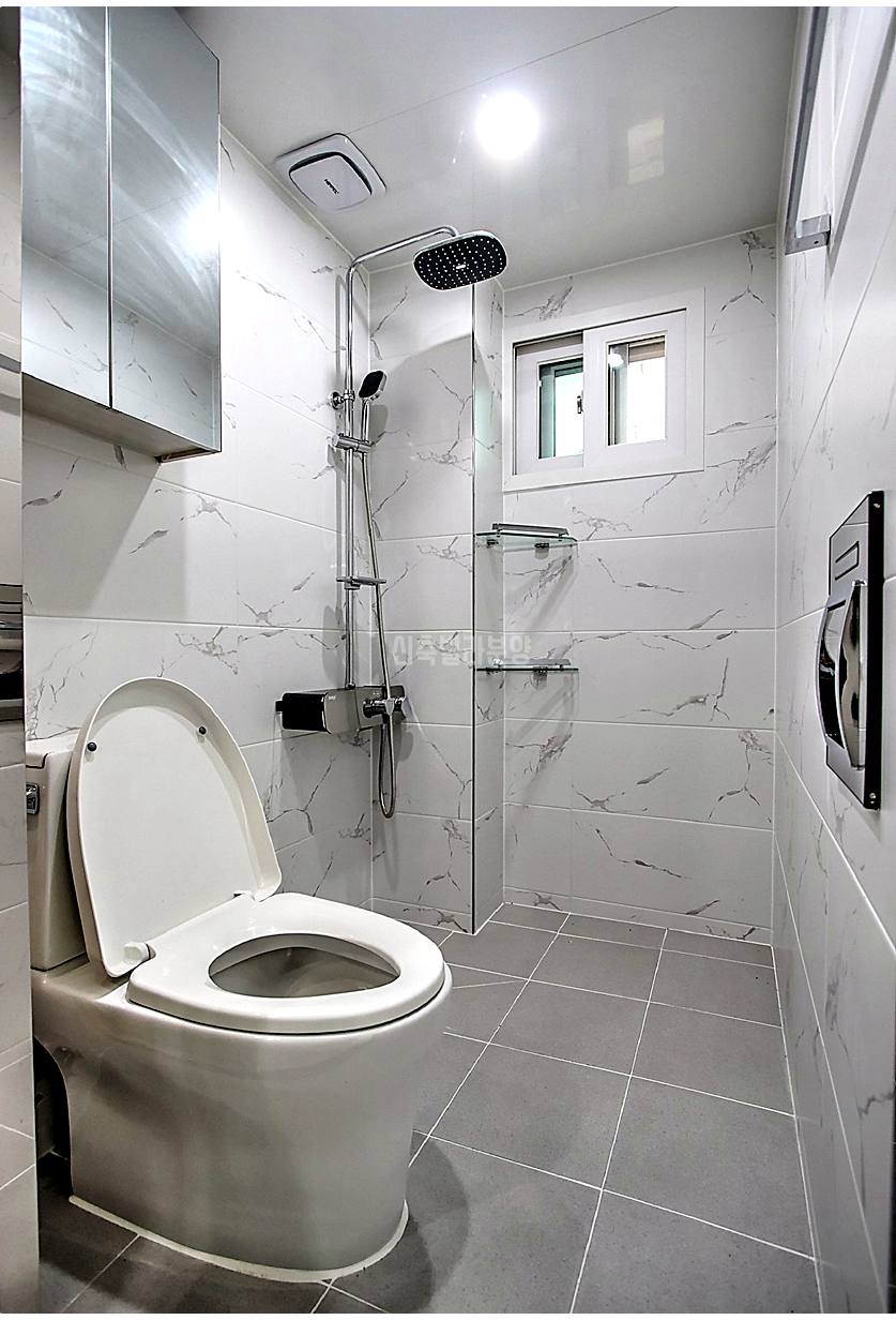 20260215 010157 5049 17 135