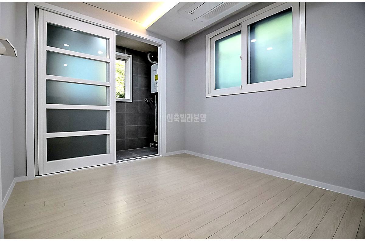 20260215 010157 5049 17 4