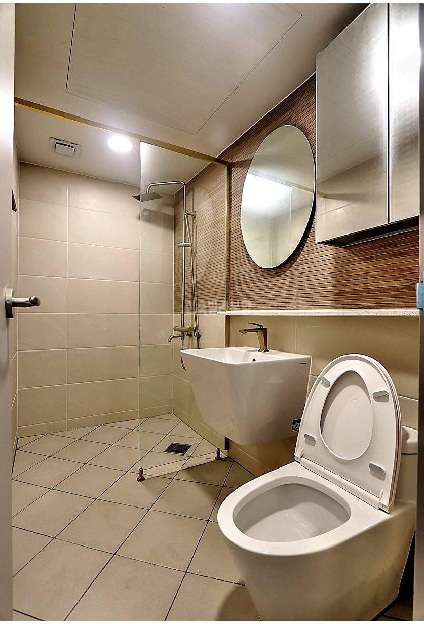 20260215 010157 5049 18 55