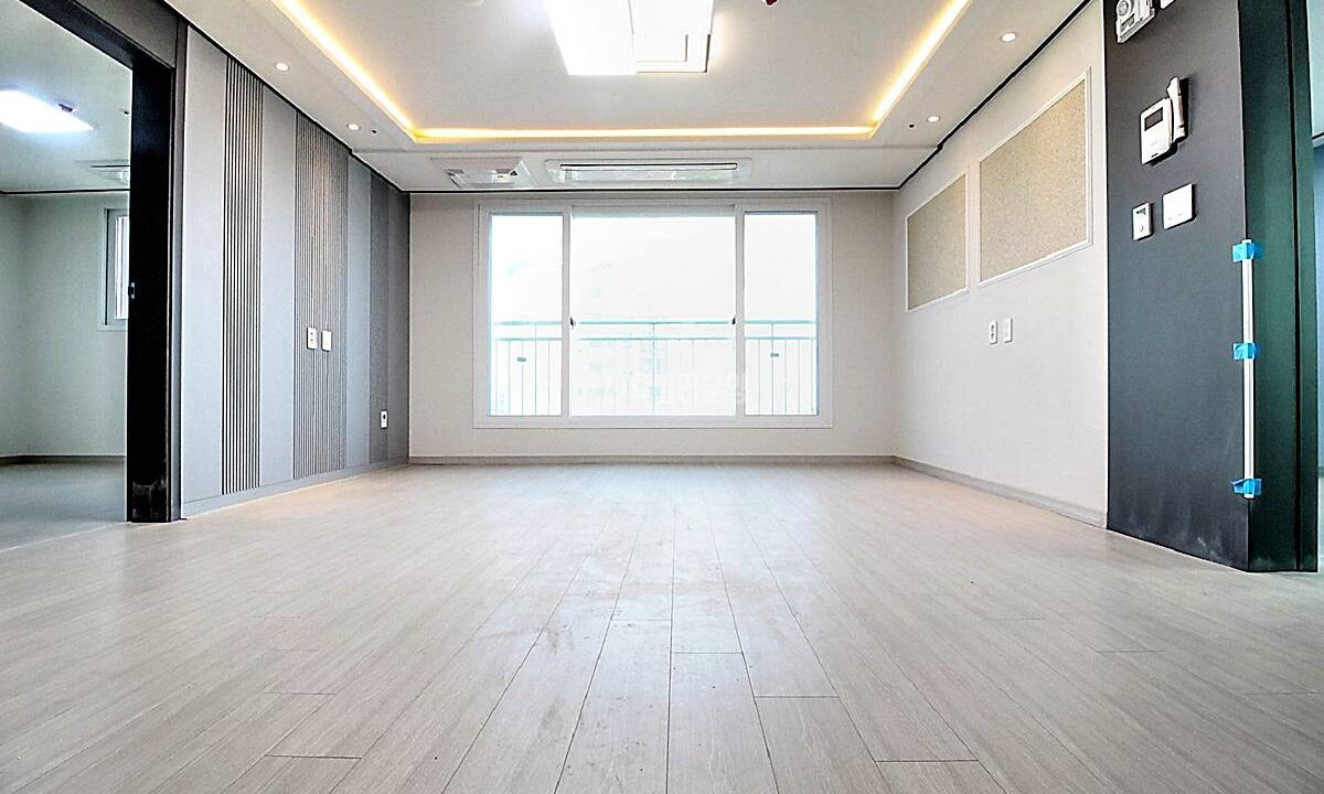 20260215 010157 5049 2 12