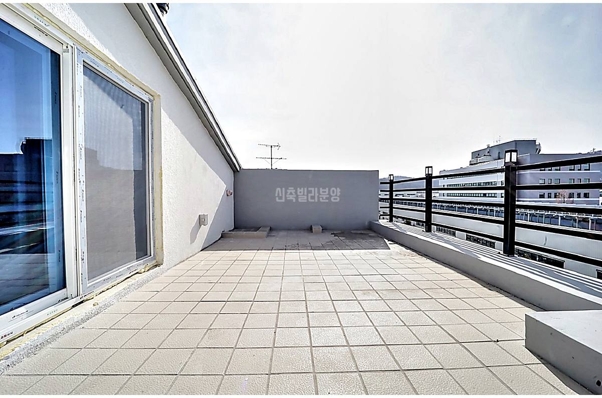 20260215 010157 5049 23 73