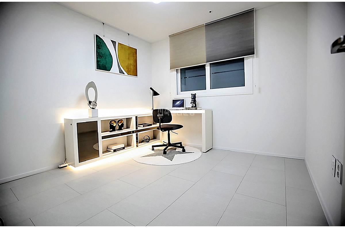 20260215 010157 5049 3 180