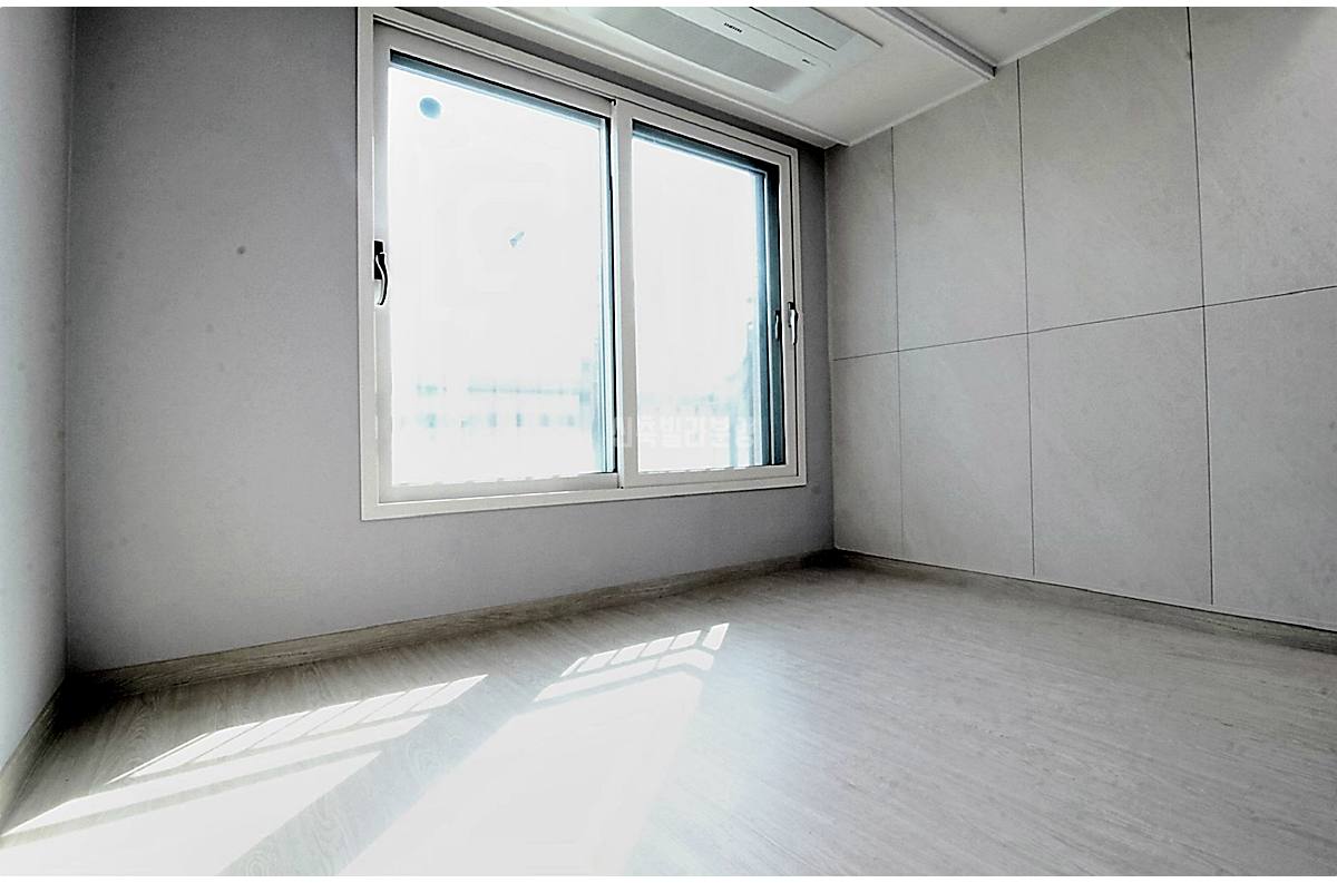 20260215 010157 5049 4 2