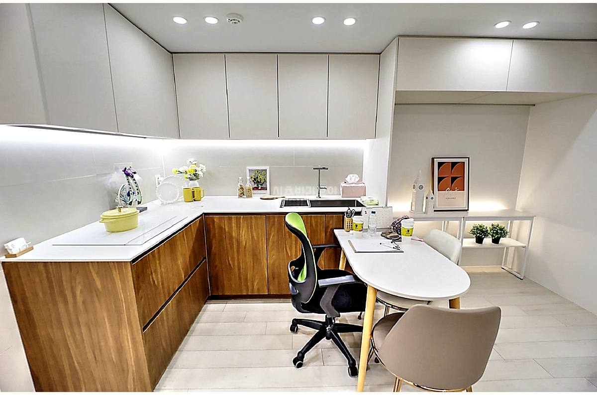 20260215 010157 5049 6 158