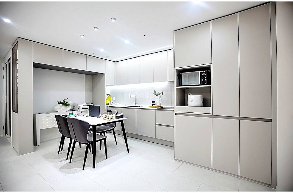 20260215 010157 5049 6 179