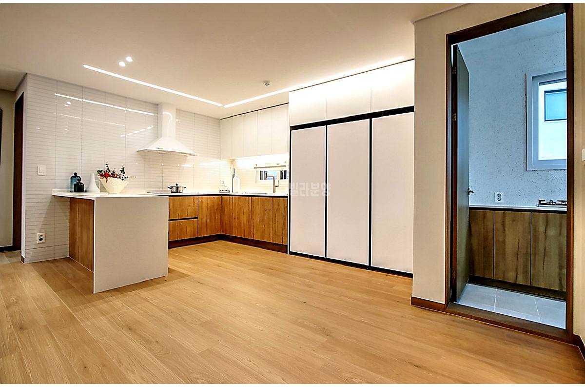 20260215 010157 5049 7 170