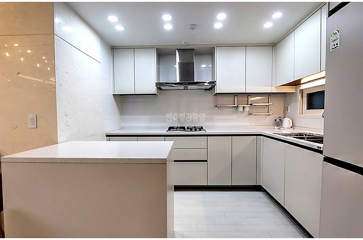 20260215 010157 5049 7 44