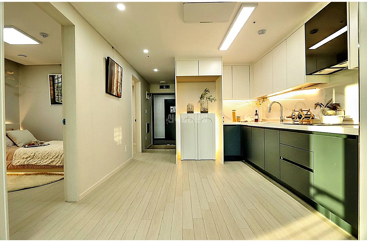 20260215 010157 5049 8 112