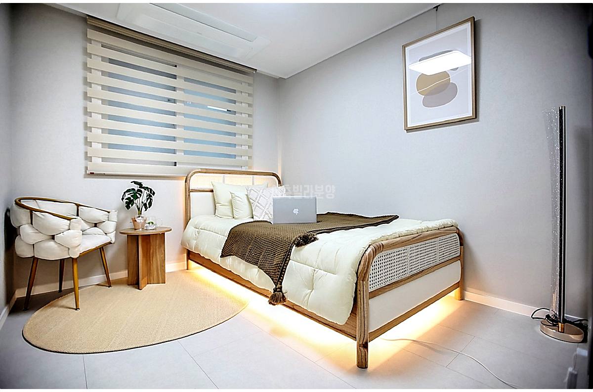 20260215 010157 5049 8 178