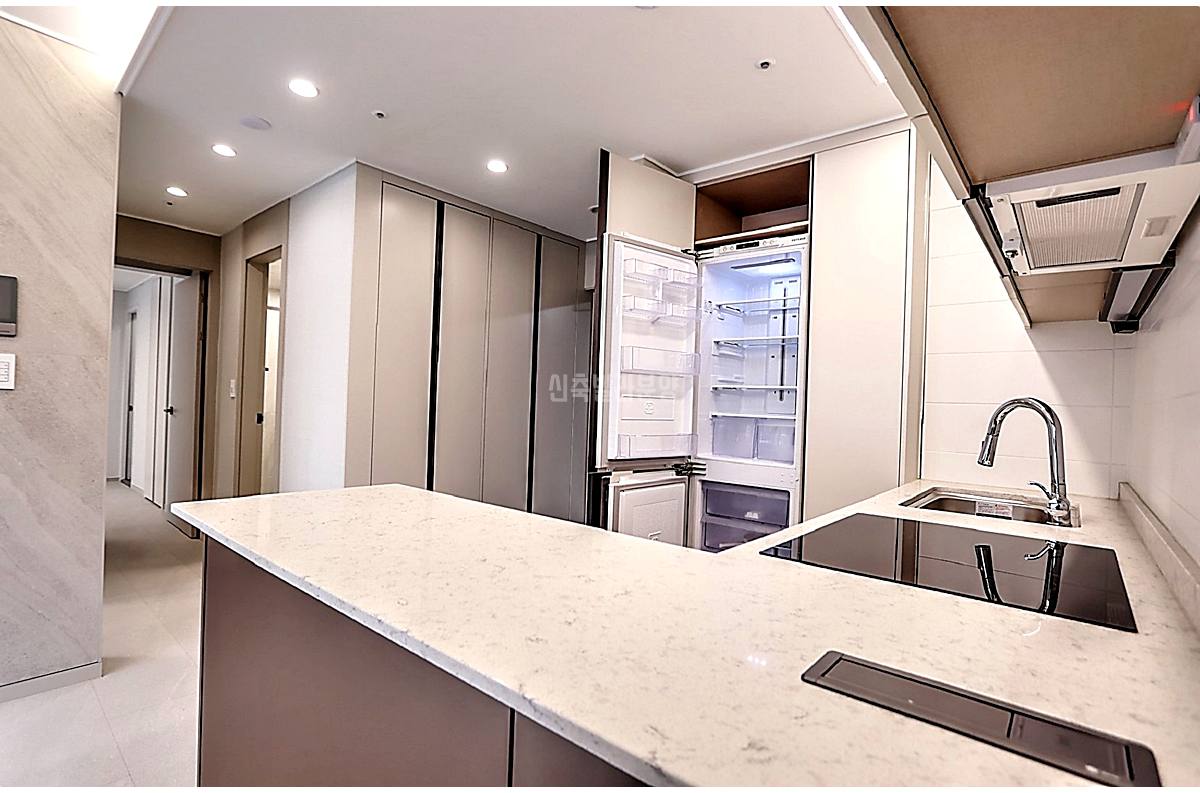 20260215 010157 5049 8 48