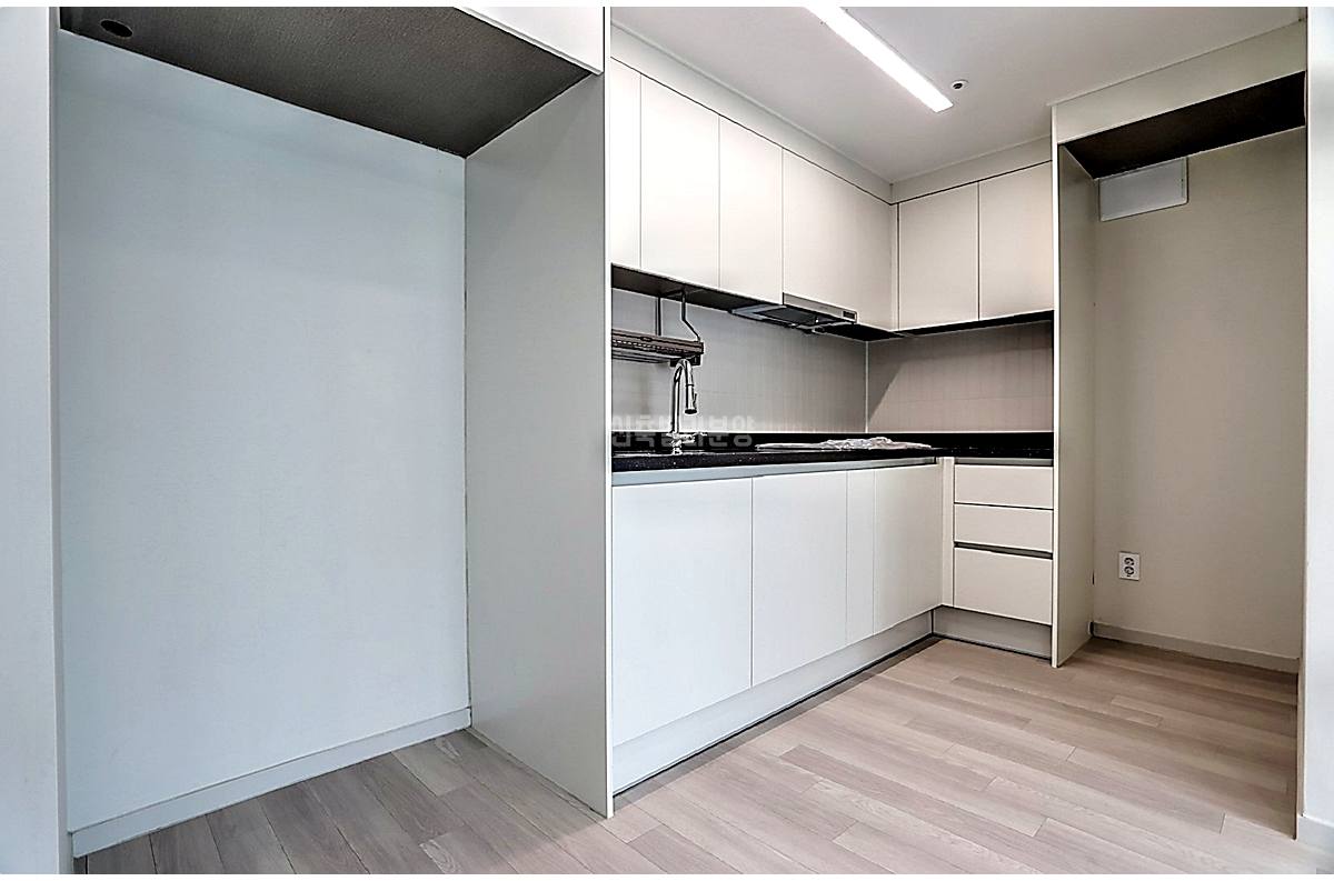 20260215 010157 5049 8 62