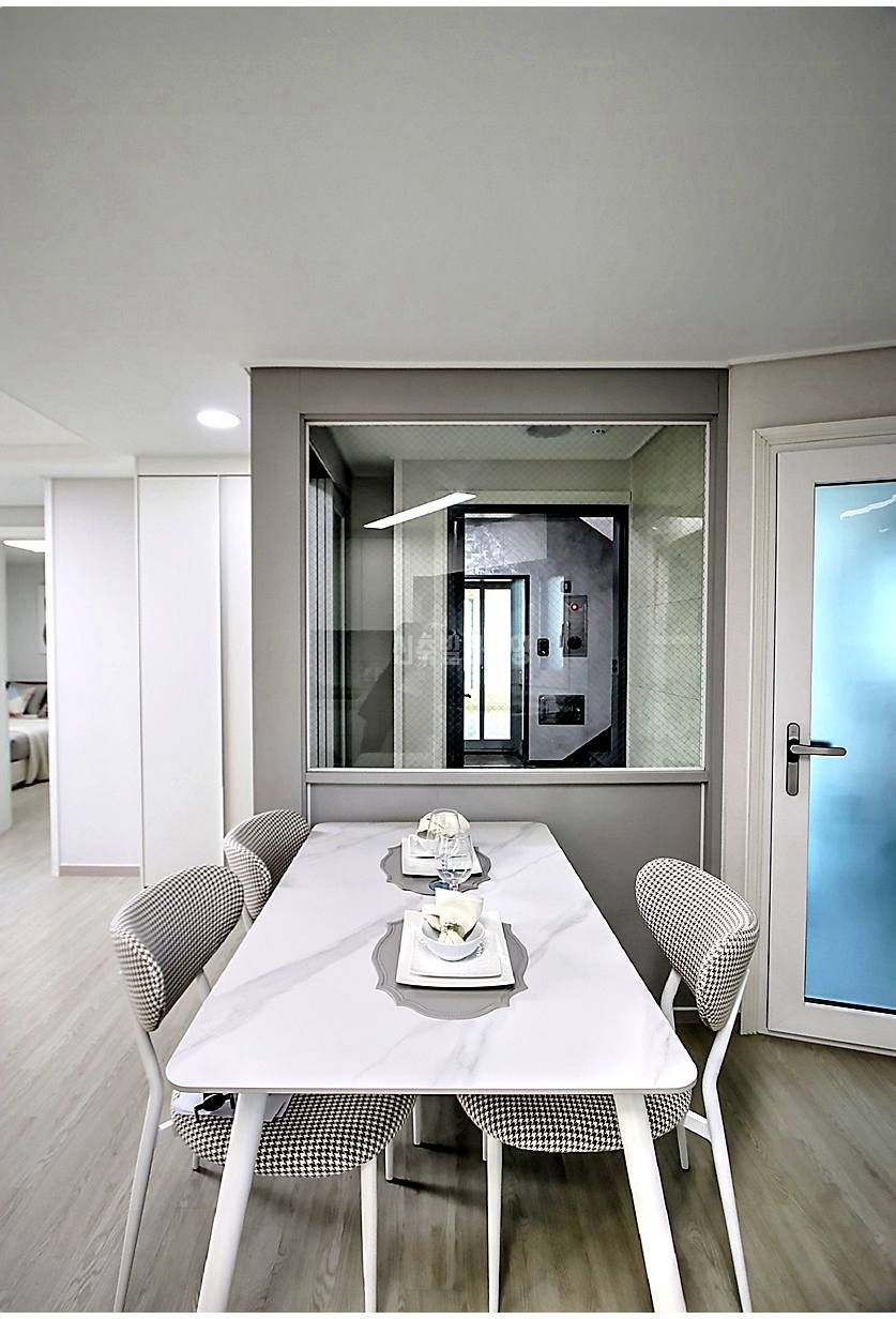 20260215 010157 5049 9 166