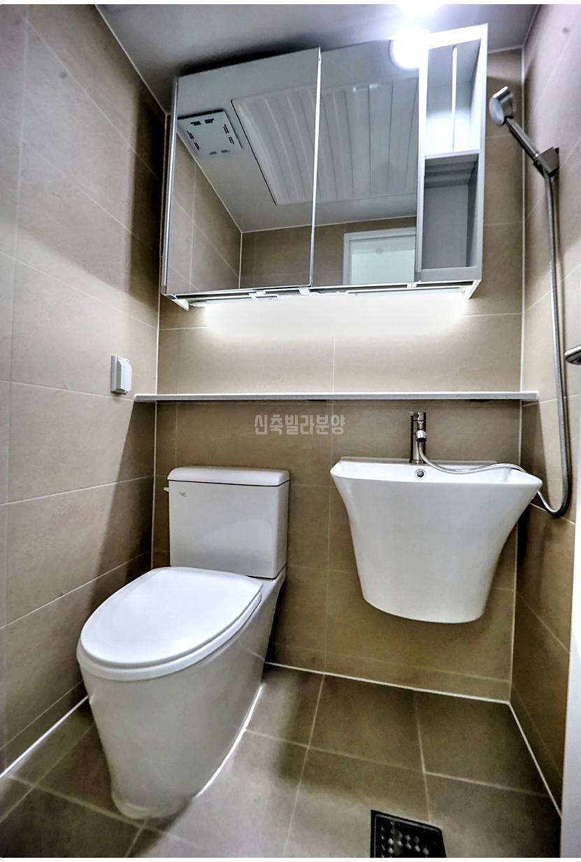 A1147354 서울 금천구 독산동 147 35 참존트윈캐슬 A동 602호 R3T2 테 4 11 @@ HQ 20260509 001336