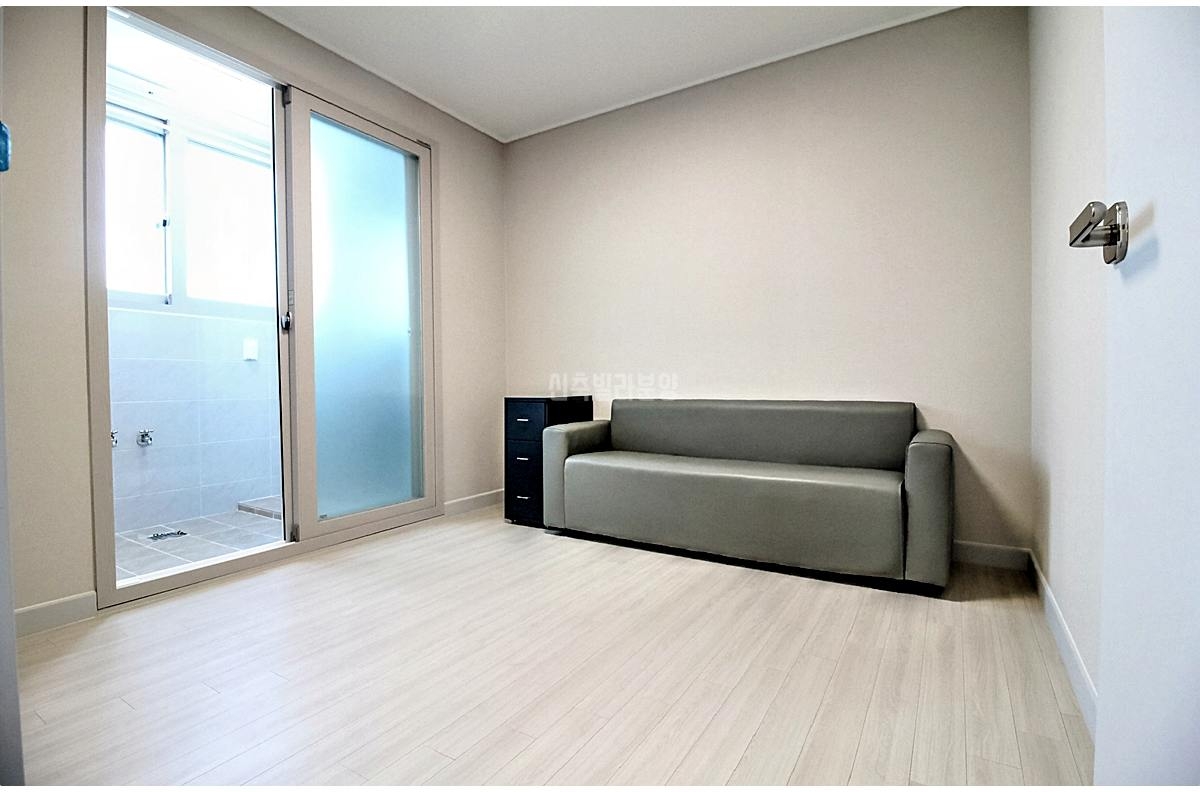 F15261522 서울시 중랑구 망우동 526 15 가인빌 601호 3R2T 54500 16 @@ HQ 20260508 235907