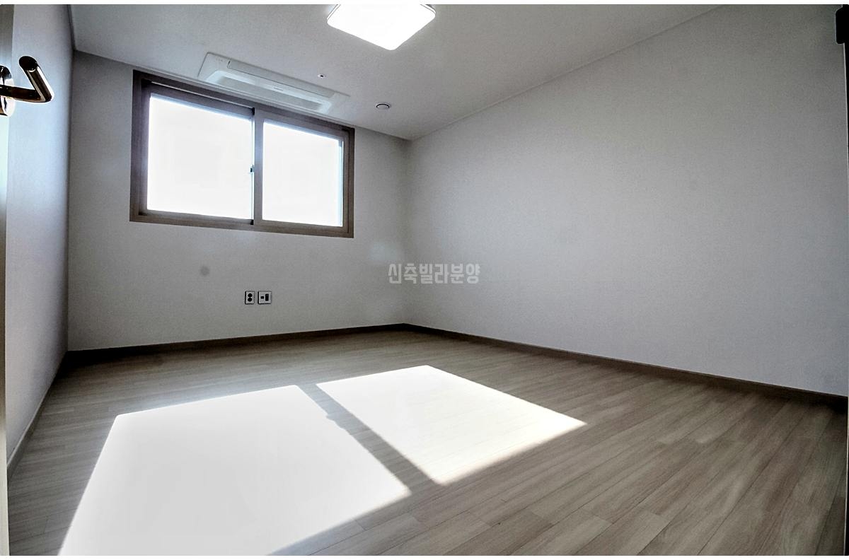 H2414416 안양시 만안구 안양동 414 4 꿈에블리스나인 2002호 4R2T 650 23 @@ HQ 20260508 233724