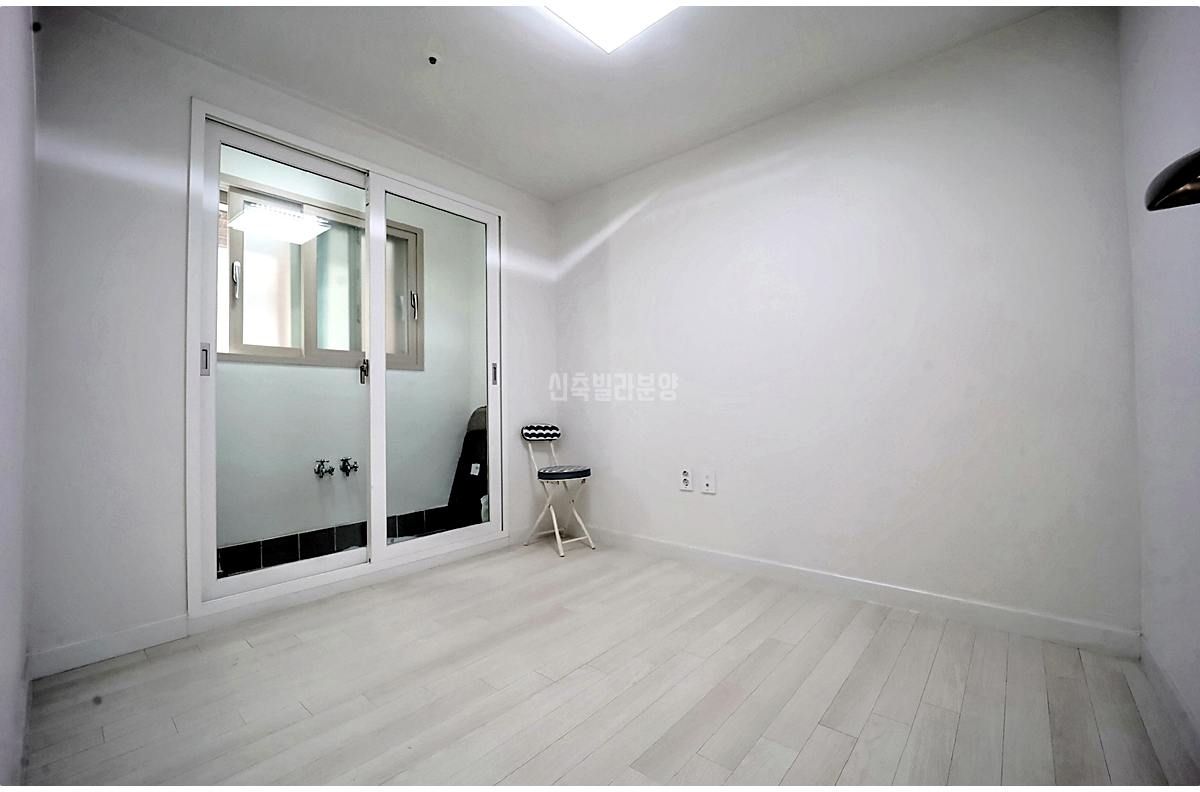 J120084 2 서울시 금천구 독산동 200 8 동현하이츠 202호 2R1T 2.99억 9 @@ HQ 20260508 231700