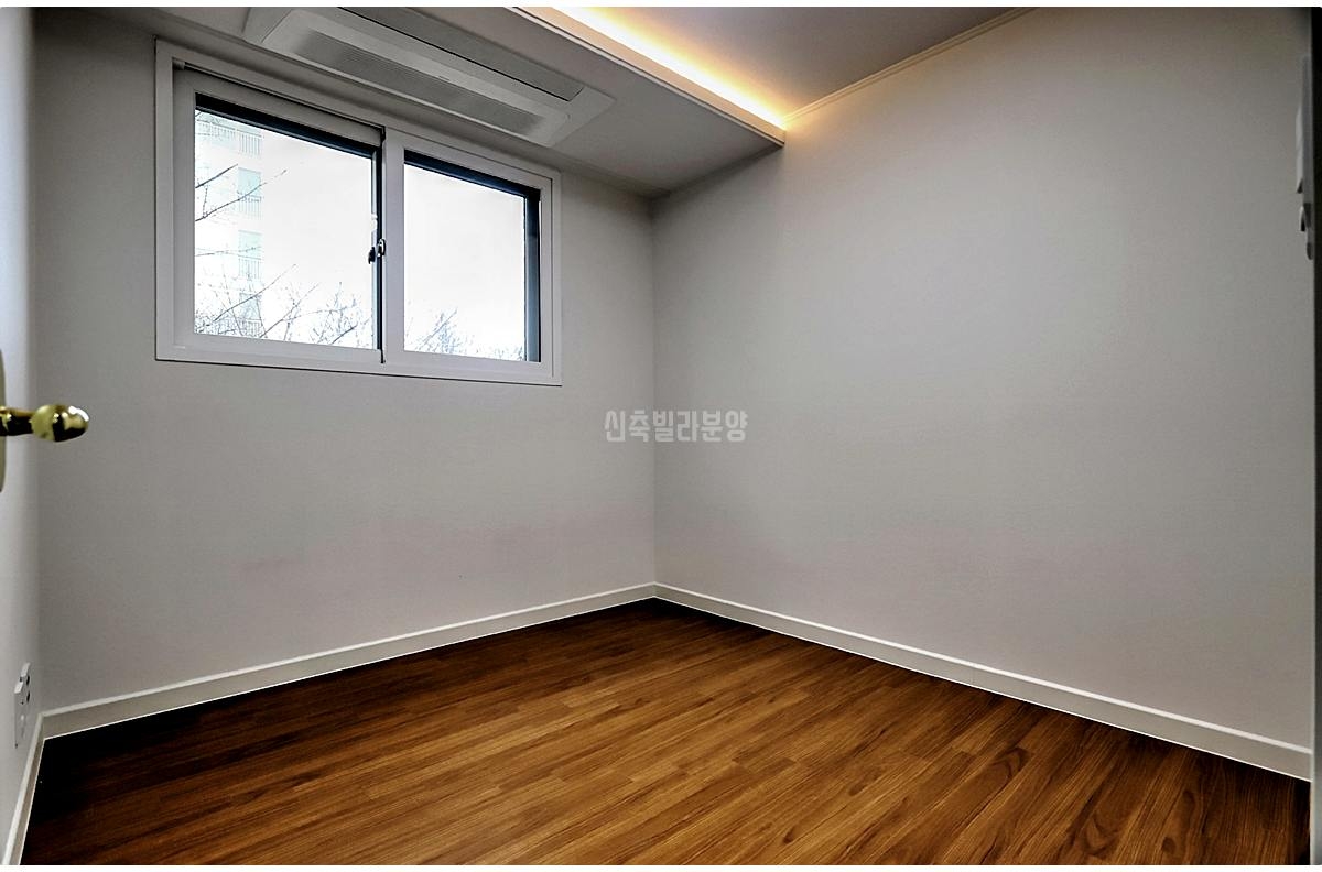 K414297 인천시 계양구 장기동 142 9 엘케이빌리지 로얄파크시티 2동 203호 3R 6 @@ HQ 20260508 225120