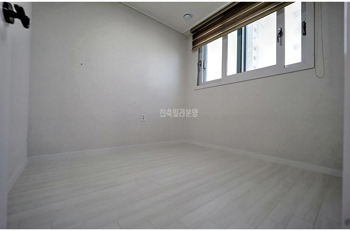 원미동신축빌라 매매 부천 남향채광 부천운동장역 생활권 3룸 6 L33032 1 부천시 원미구 원미동 30 3 월드메르디앙 102동 203호 3룸 3.91 14 @@ HQ 20260508 221719