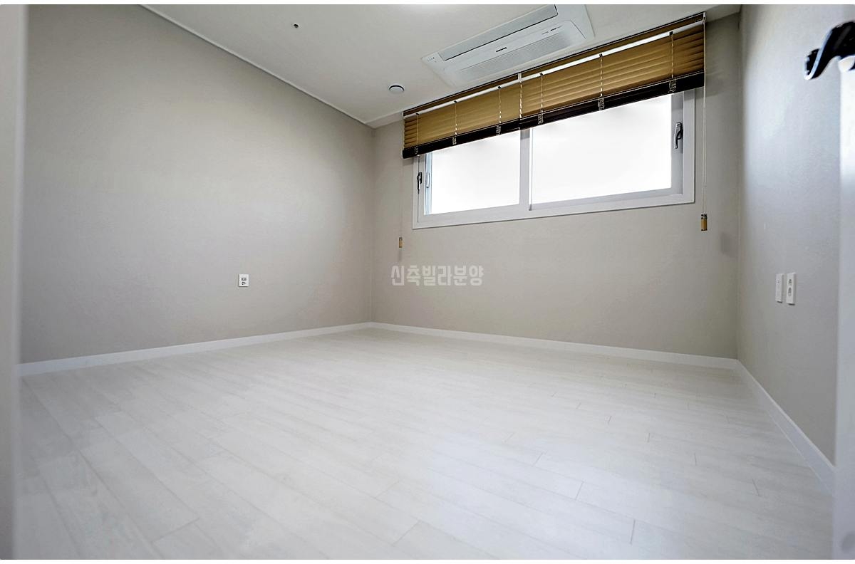 원미동신축빌라 매매 부천 남향채광 부천운동장역 생활권 3룸 5 L33032 1 부천시 원미구 원미동 30 3 월드메르디앙 102동 203호 3룸 3.91 15 @@ HQ 20260508 221718