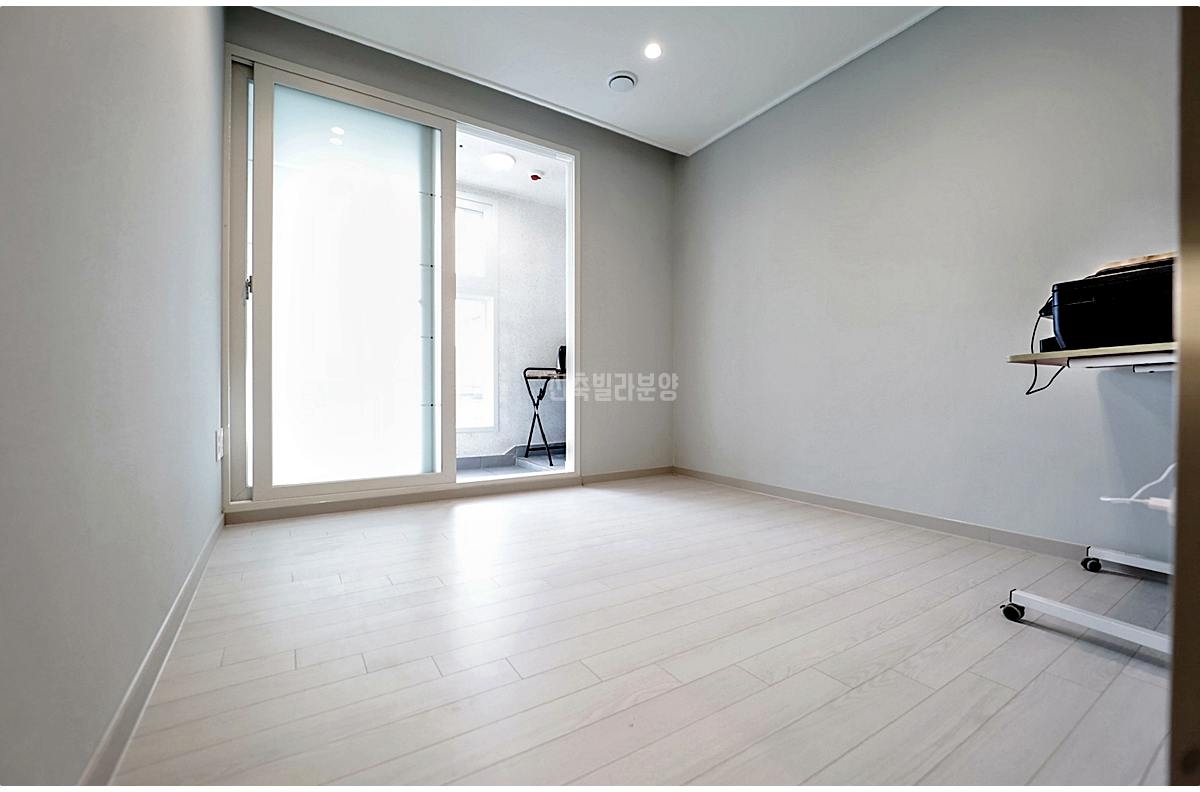 용동신축빌라 매매 인천 엘리베이터 동인천역 도보권 3룸 5 L423745 2 인천시 중구 용동 237 4 포레가 201호 3룸 2.88억 실2천 01 16 @@ HQ 20260508 220829
