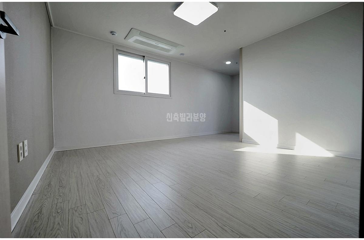 L457374 2 인천시 동구 송림동 57 37 아르케팰리스 604호 3룸 2.7억 실3천 14 @@ HQ 20260508 220635